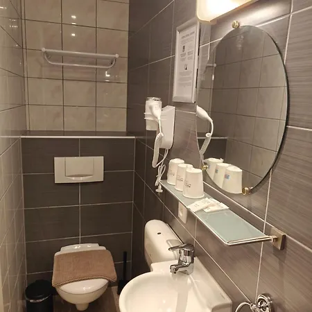 Hotel Tropicana 2*