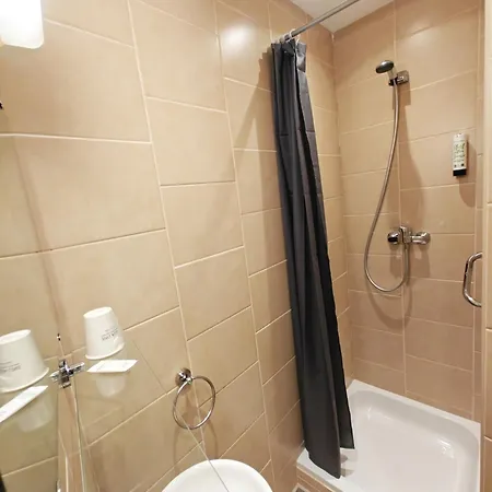 فندق Tropicana بلانكنبرخ