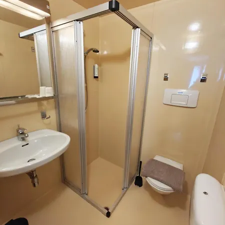 Hotel Tropicana 2*